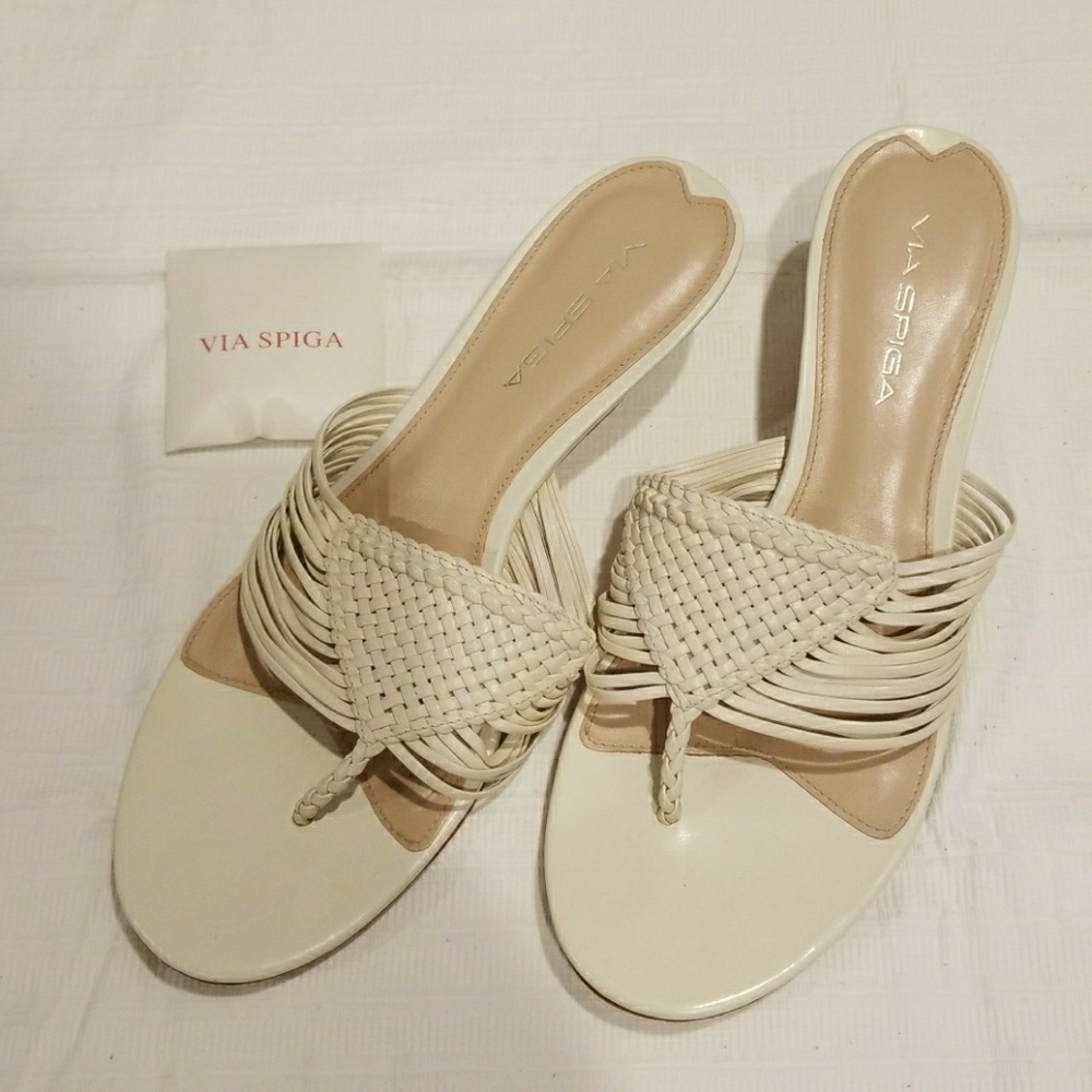 VIA SPIGA Cream slip on All Leather Sandals
